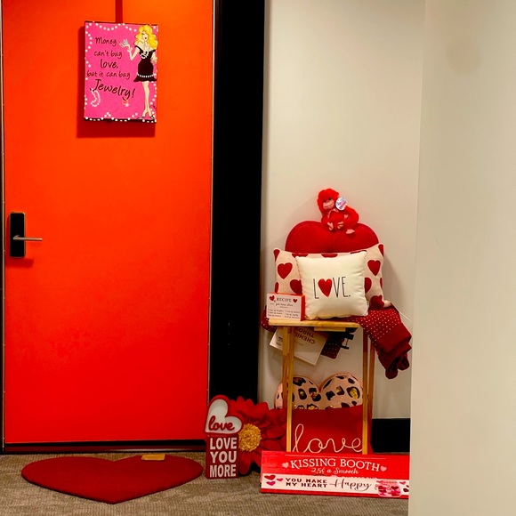 Valentines Heart-Shaped PVC Outdoor Matt (Suitable For Outdoor Or Indoor Use) - Picture 3 of 6